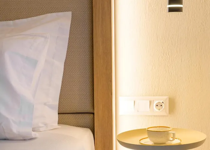 Thea Case de vacanță