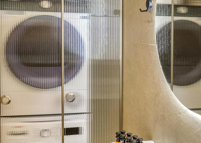 Thea 欧拉努波利斯